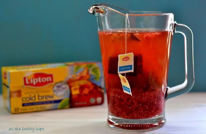 Make easy raspberry iced tea in five minutes! 