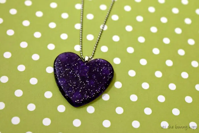 Easy to make heart necklace with glue on bail. Heart is made from pony beads! 