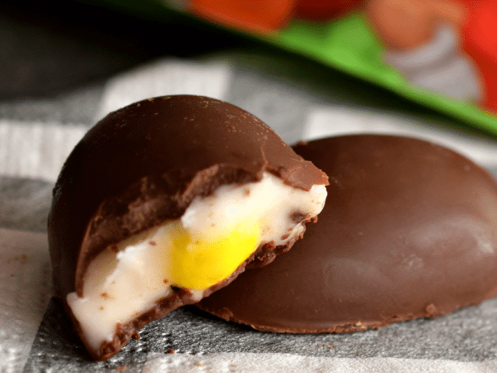 M&M's® Crispy Creme Eggs...a delicious snack that's not just for Easter! #CrispyComeback #ad