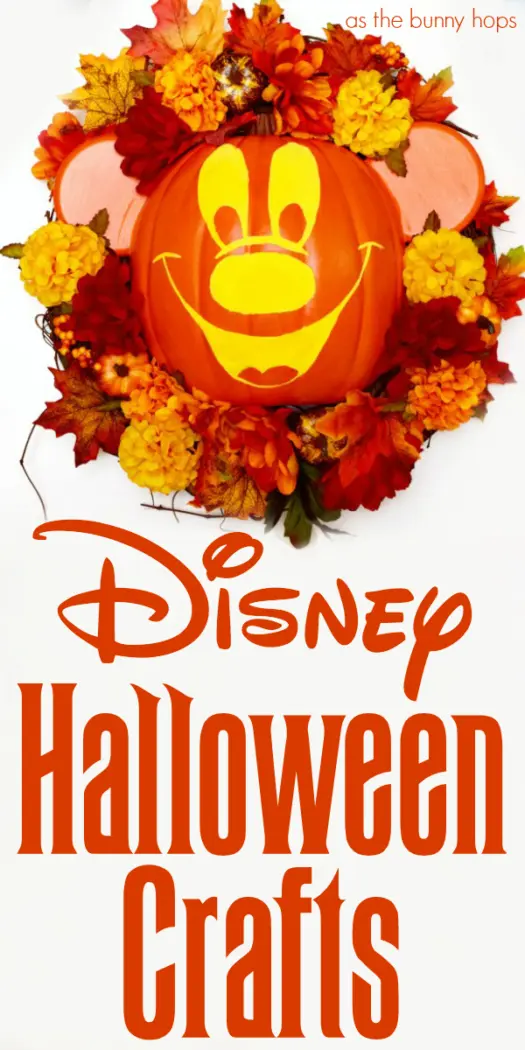 Looking collection of Disney Halloween crafts? This has everything from home decor, jewelry, costume ideas and candy for your trick-or-treaters. (Including lots and lots of no-carve DIY pumpkins!) 