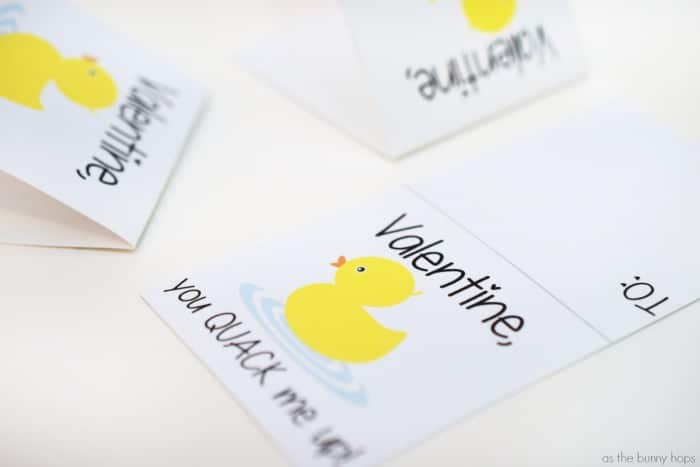 Grab the free printable to make theses super easy and super cute Rubber Ducky Valentines! They're a great candy-free option for gifting! 