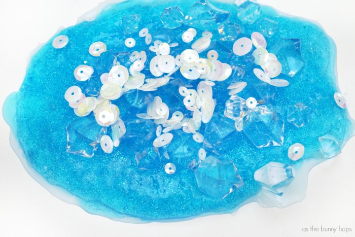 If you just can't "Let It Go", you'll love this Frozen-inspired slime! 
