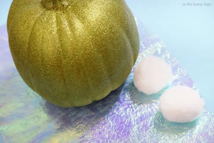 Grab your pixie dust and create this Tinker Bell Pumpkin for Halloween! 
