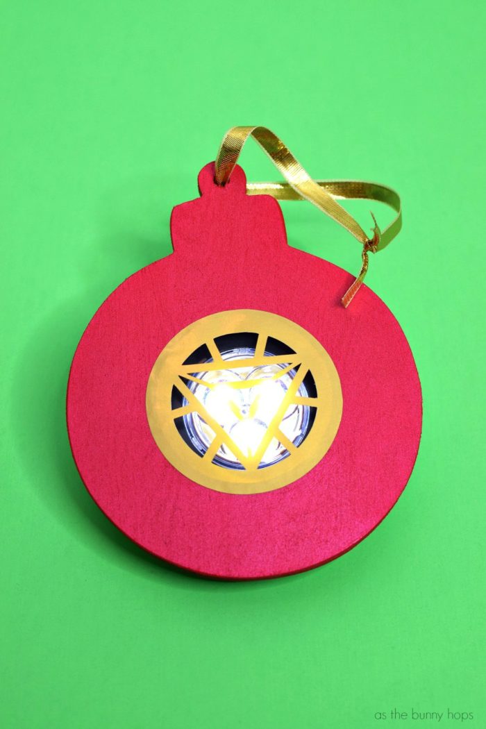 If you're Team Stark, you'll definitely want this Iron Man Arc Reactor Christmas ornament hanging on your tree this year! And yep, it even lights up!