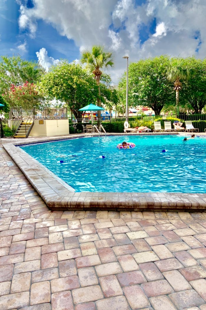 Looking for a great place to stay during your next Orlando vacation? Consider the Rosen Inn! 