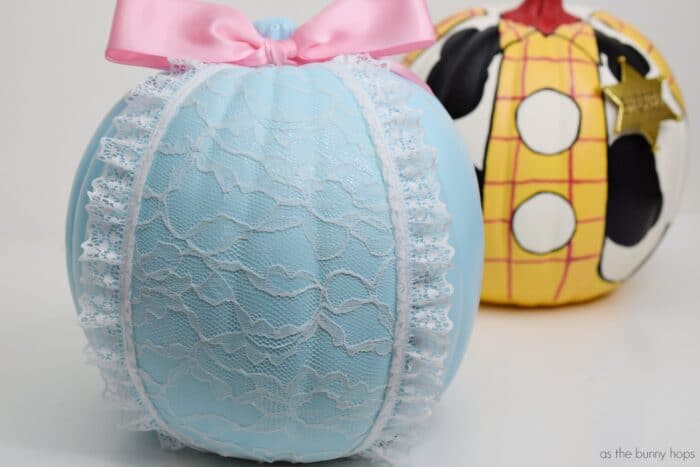 Grab some lace and some paint and create a fun Bo Peep pumpkin this Halloween! 