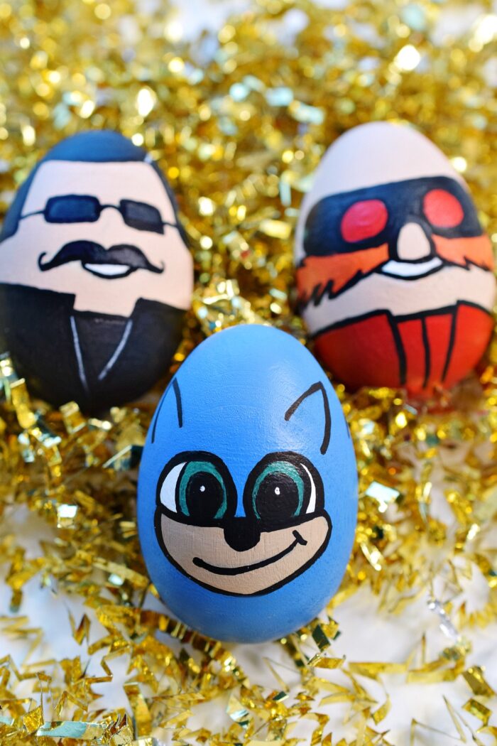 Run to grab your paintbrushes and make a fun set of Sonic The Hedgehog Easter Eggs! 