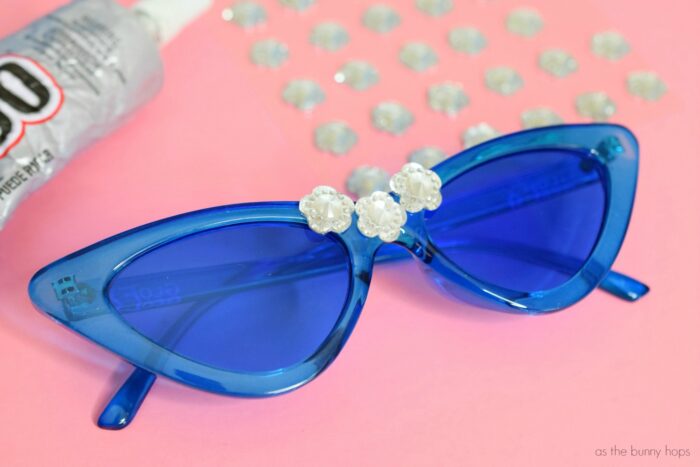 Channel Your Inner Rock Star With These DIY Rhinestone Sunglasses