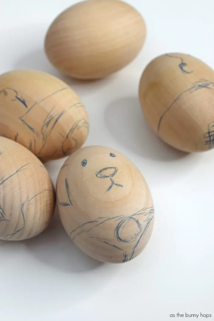 Celebrate Easter with "The Legend Of Korra" inspired hand-painted Easter eggs! 
Process shot of wooden eggs with pencil sketch. 